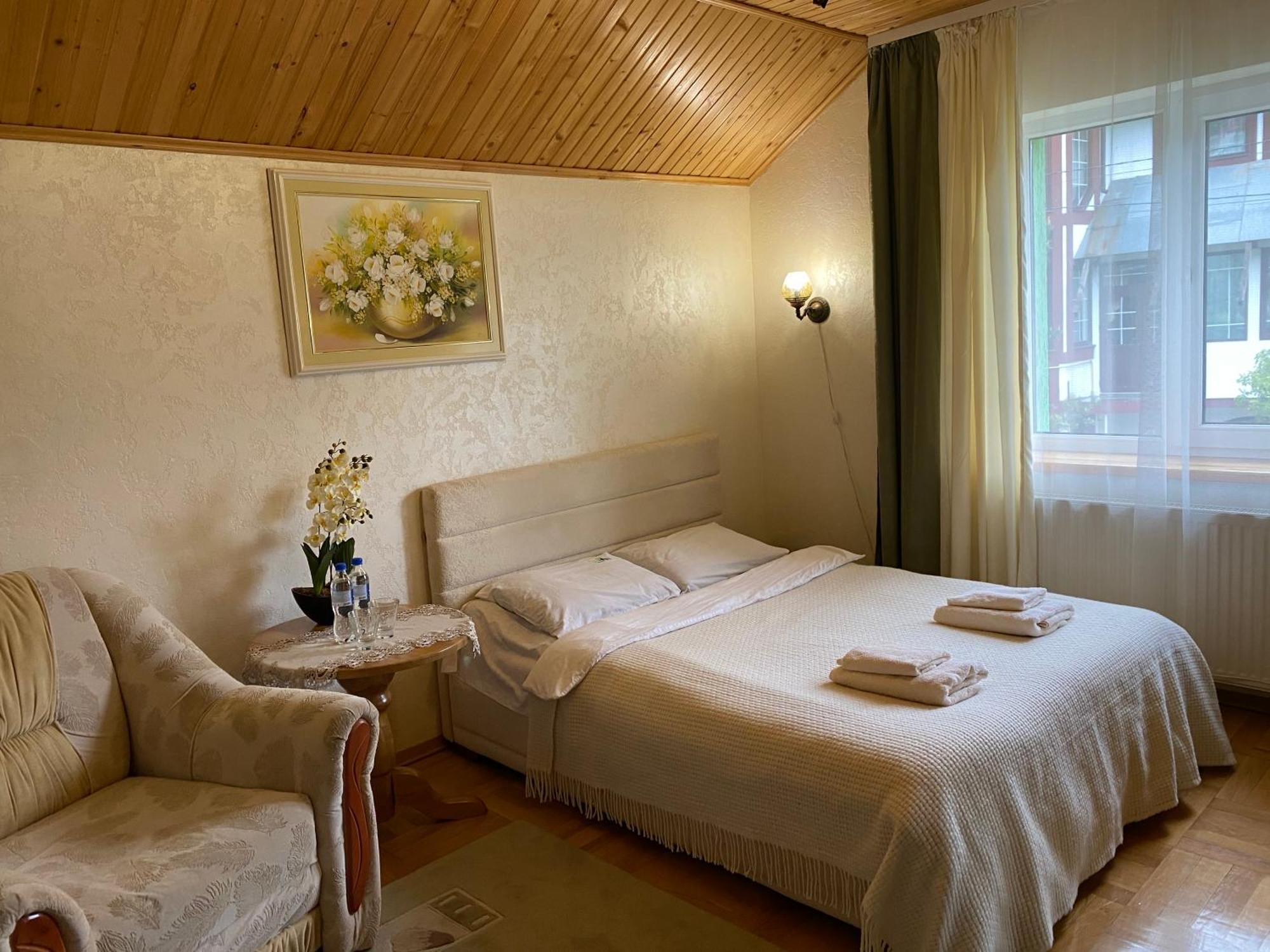 Зелена Садиба Над Рікою Slavske Room photo